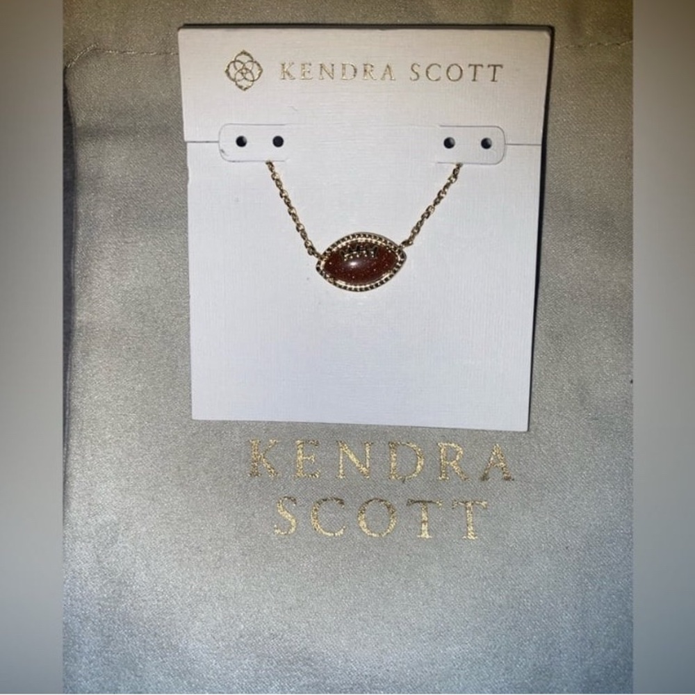 BNWT Kendra Scott Football Gold Short Necklace in Orange Goldstone $75